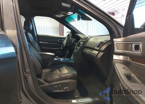 2016 Ford Explorer Platinum z USA, uszkodzony, nr VIN 1FM5K8HT8GGC87596